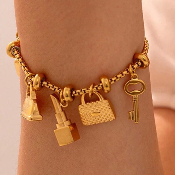 Charm Bracelet Gold Charm Bracelet - Picture 5 of 6